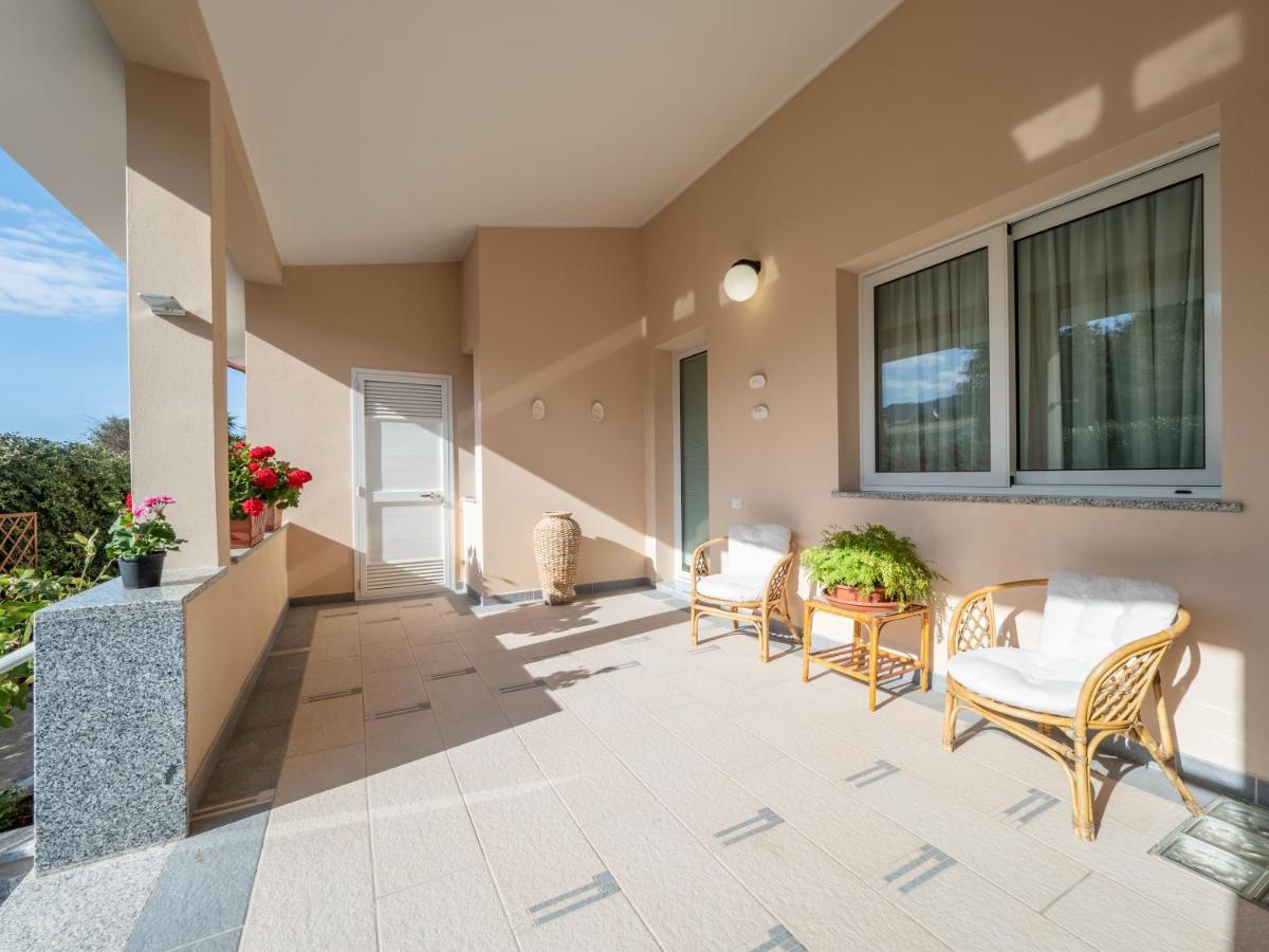 B&B Le Bouganville Capoterra Kültér fotó
